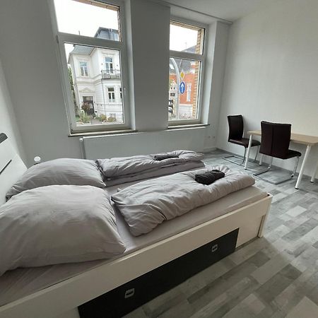 Schoenes Einfaches Zentrales Zimmer In Oldenburg Apartman Kültér fotó