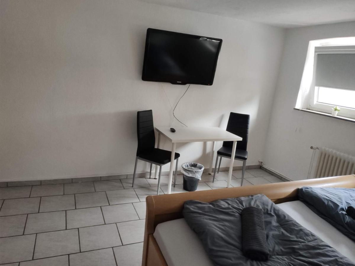 Schoenes Einfaches Zentrales Zimmer In Oldenburg Apartman Kültér fotó