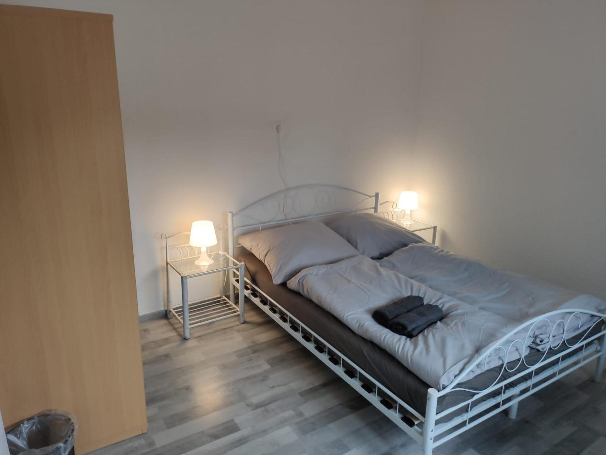 Schoenes Einfaches Zentrales Zimmer In Oldenburg Apartman Kültér fotó