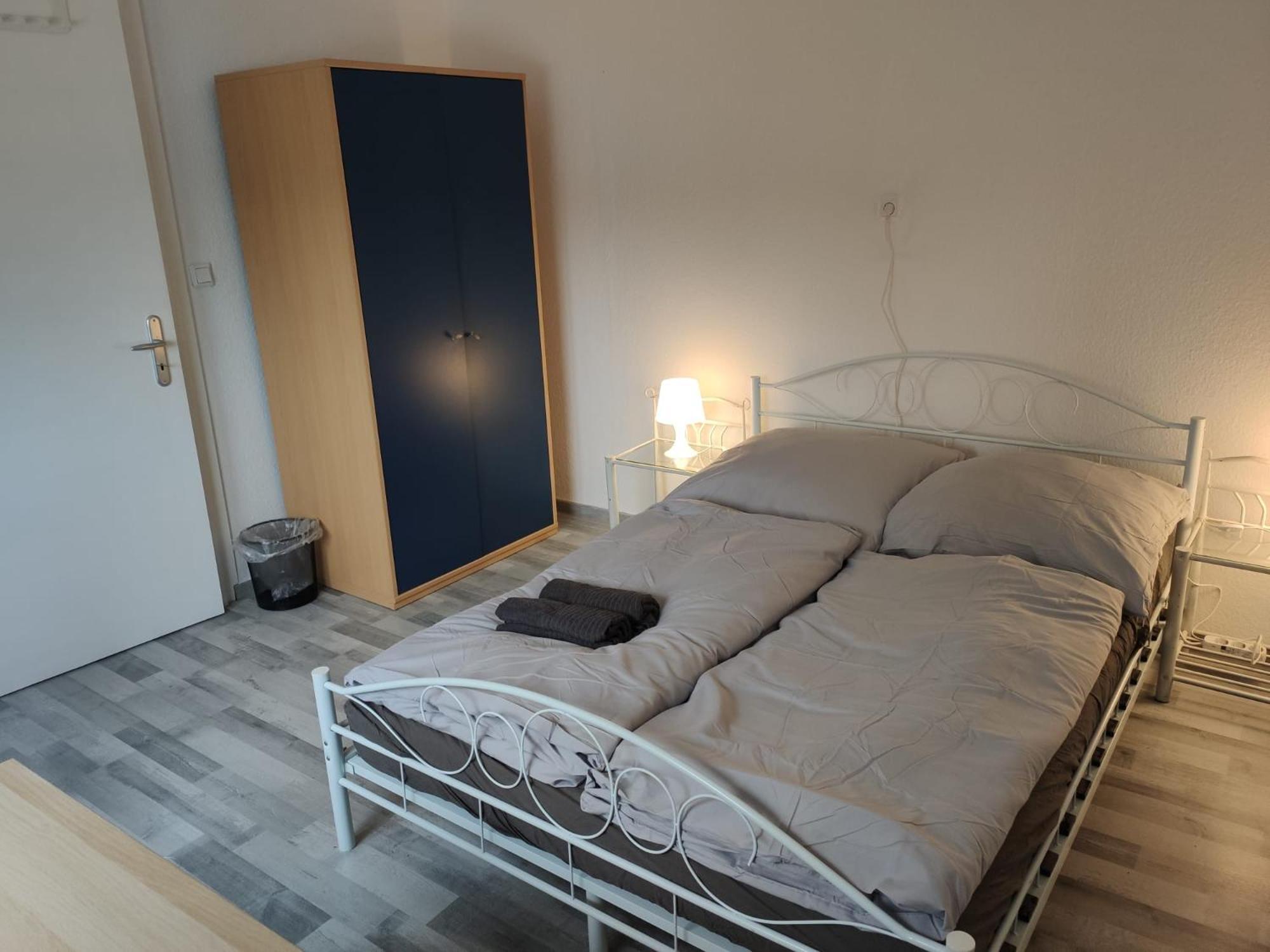 Schoenes Einfaches Zentrales Zimmer In Oldenburg Apartman Kültér fotó